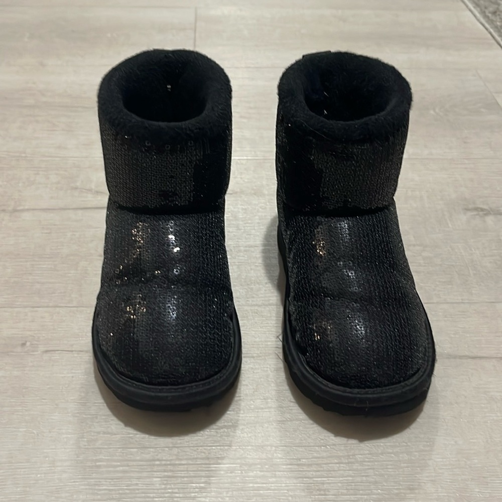 Little Girls Black Sequin Uggs Size 12